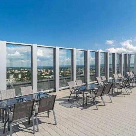 Hanza Tower Deluxe Jacussi & Sauna & Pool Apartamento